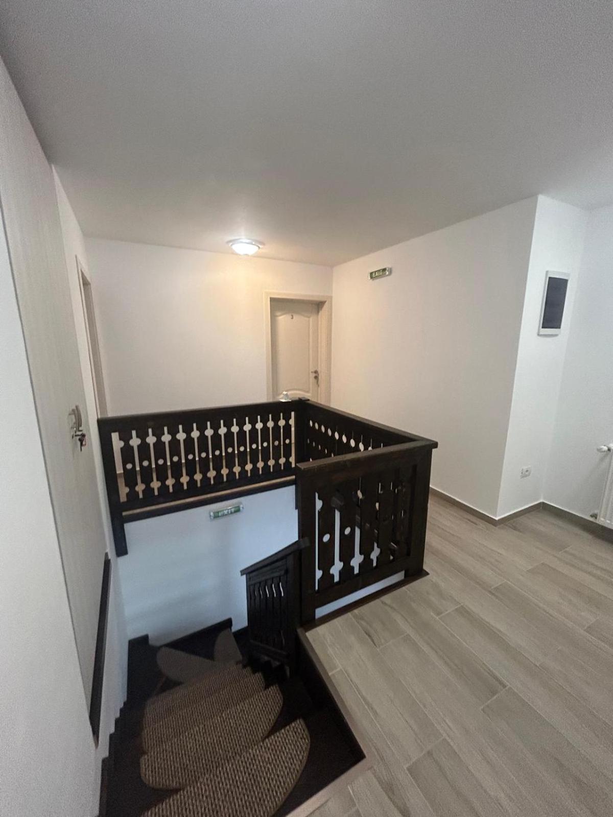 Casa Dani&Moni Hotel Moeciu De Sus Luaran gambar