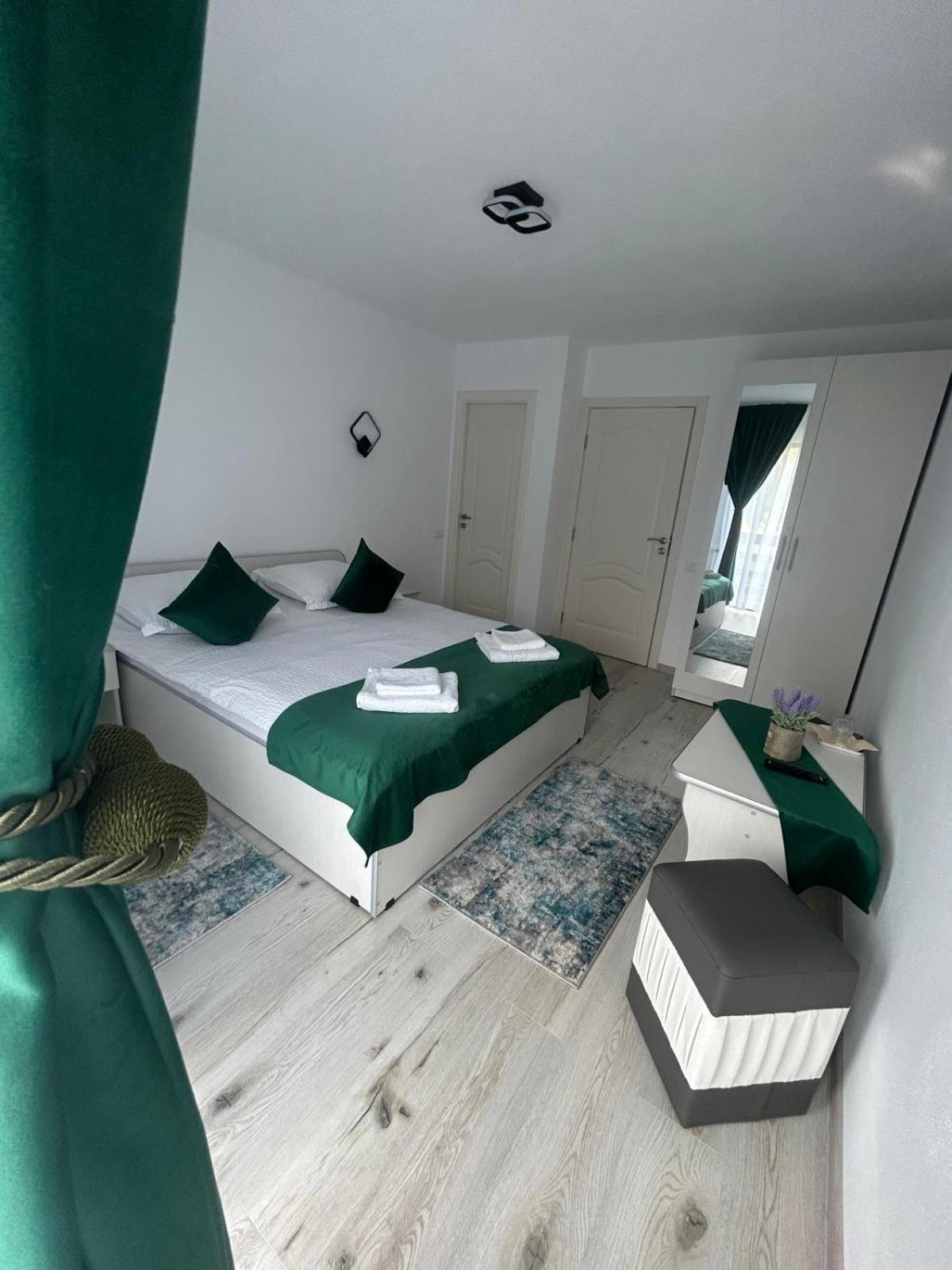 Casa Dani&Moni Hotel Moeciu De Sus Luaran gambar